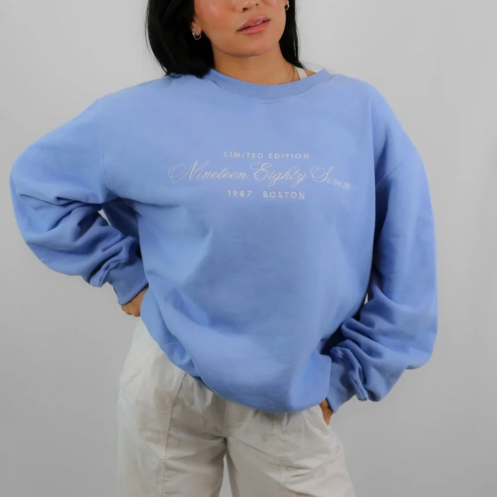 NWOT 1987 the label OLD MONEY CREW IN "HYDRANGEA" crewneck sweatshirt top - Picture 7 of 7
